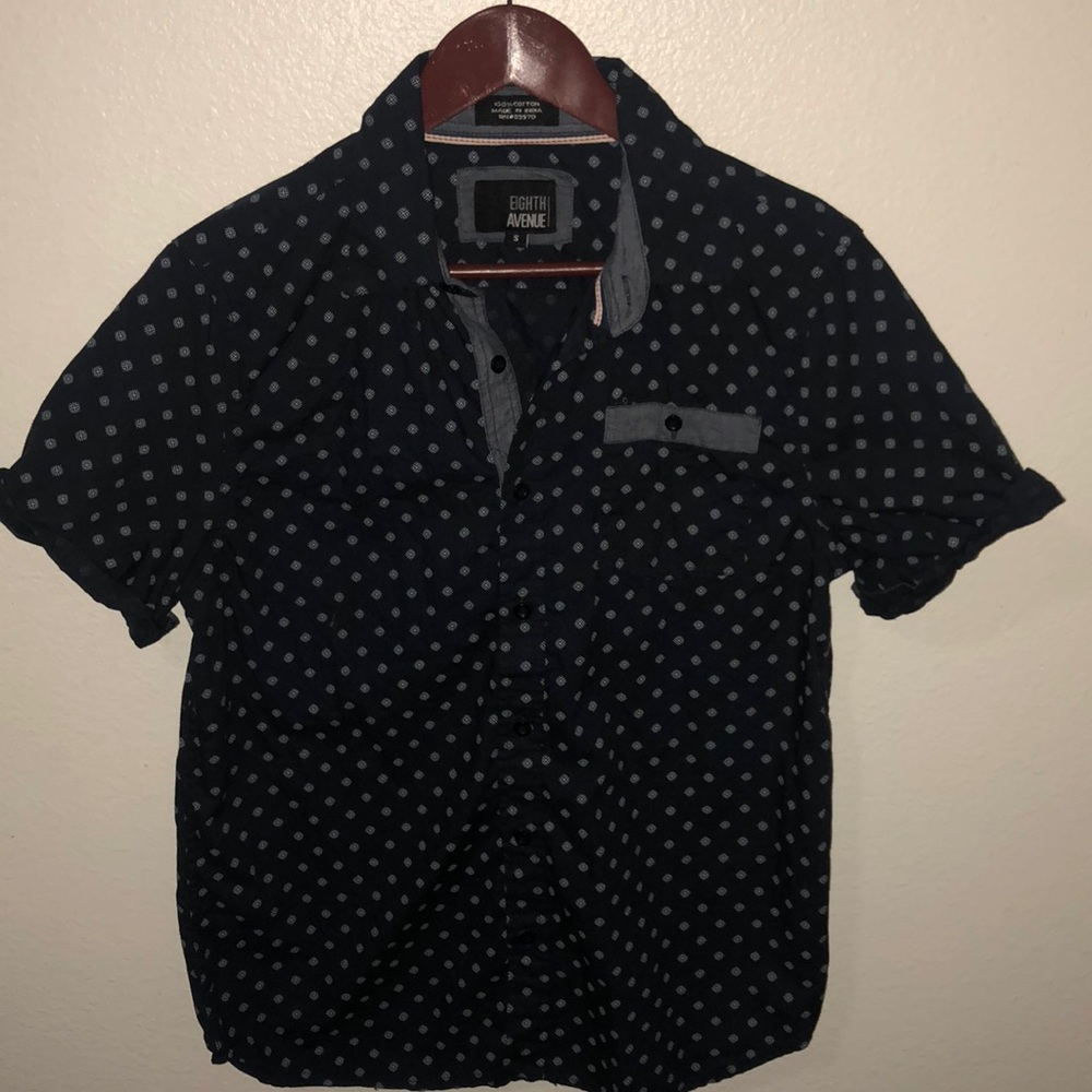 Casual short sleeve button up